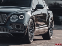 Bentayga_101820_VR_1200px-3