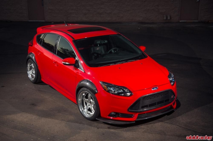 Ford Focus ST on Fire with this Photoshoot – Vivid Racing News