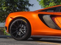 Mclaren_TireLetters-8