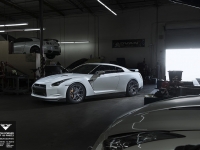 vff103-nissan-gtr-white-3