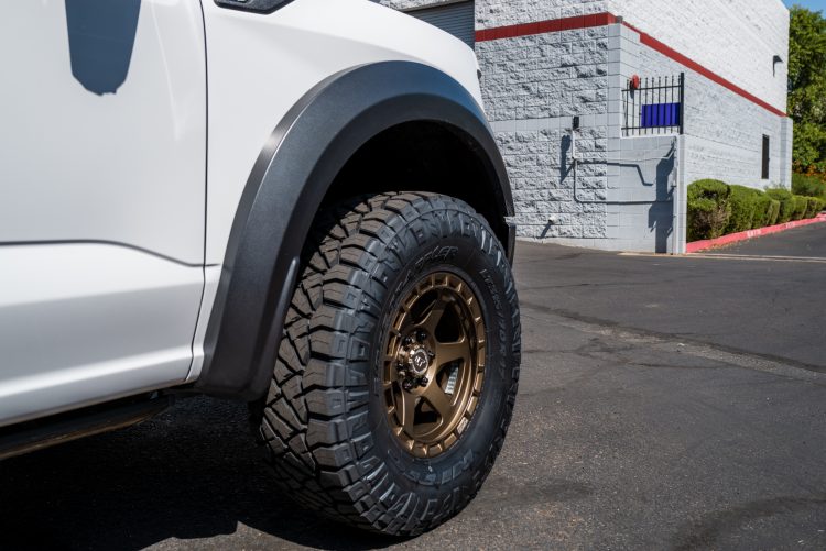 Ford Raptor 2022 Outfitted with VR Forged D14 17 inch Wheels - Vivid ...