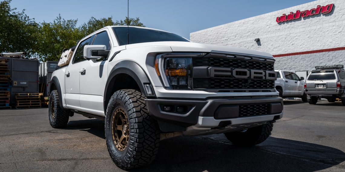 Ford Raptor 2022 Outfitted with VR Forged D14 17 inch Wheels - Vivid ...