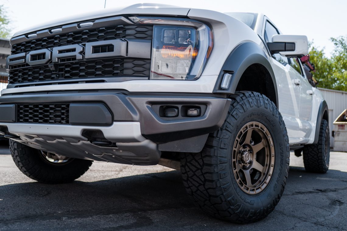 Ford Raptor 2022 Outfitted with VR Forged D14 17 inch Wheels – Vivid ...