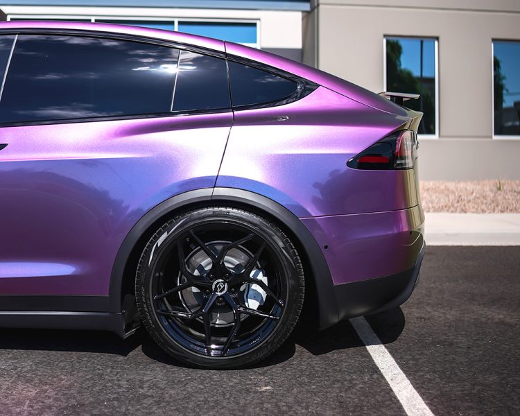 Tesla Model X Plaid with Inozetek Wrap on D04T 22 Inch VR Forged Wheels ...