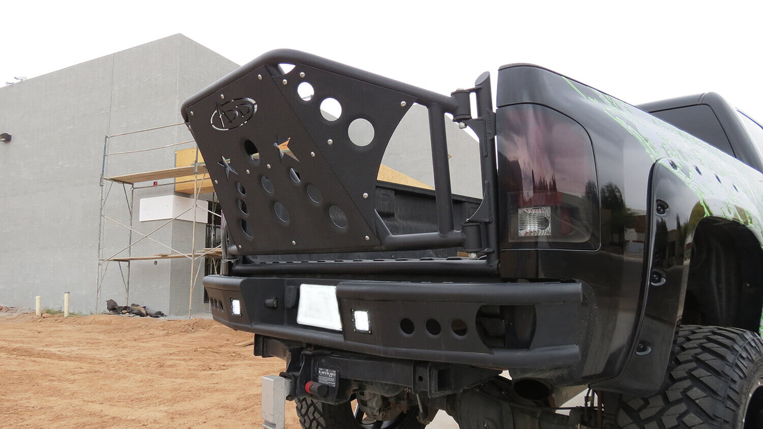 2014 chevy 2500hd rear bumper