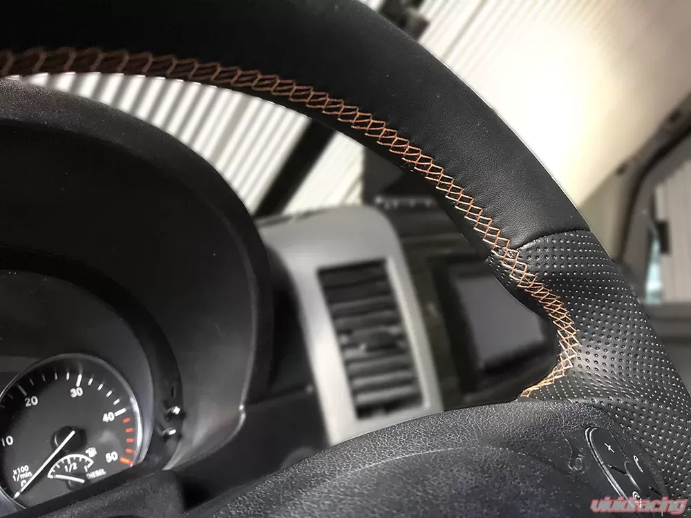 https://www.vividracing.com/wm.php/images_2023/vr23/3449/1/mercedes-sprinter-steering-wheel-brown-stitch-1.webp